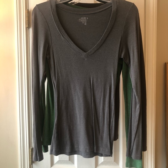 Old Navy Shirts, Lot of 5 - Picture 6 of 8